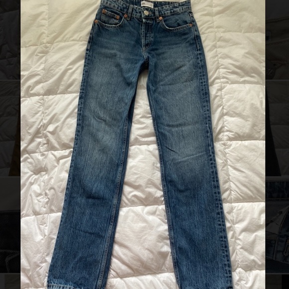 Zara Straight Leg Jeans - Picture 1 of 2